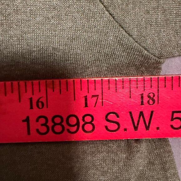 Aeropostale Men's Green and Khaki T-shirt Size S - Picture 6 of 7